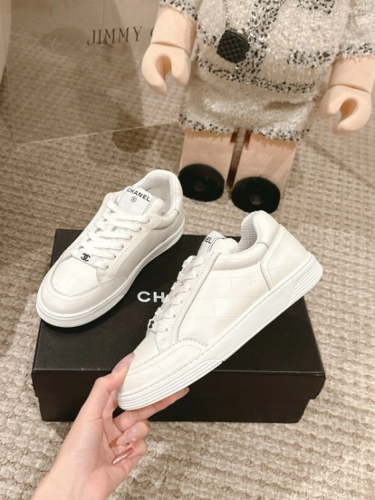 2025 Women Chanel White Leather Sneakers